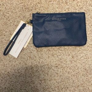 Adrienne Vittadini studio navy charging wallet